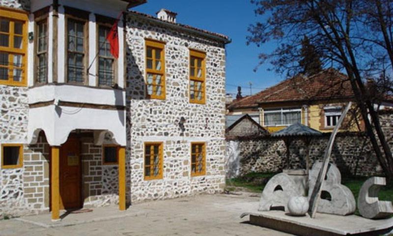 Vila Sonnet Корча Экстерьер фото